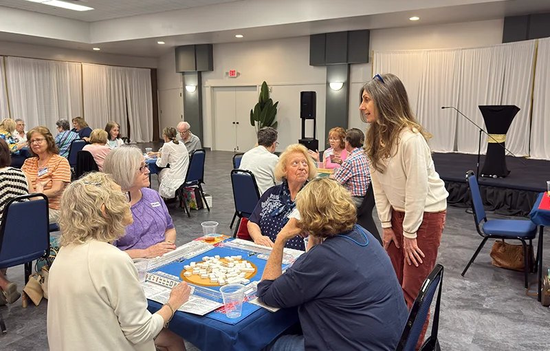 Rabbi Bell At Sisterhood Game Day